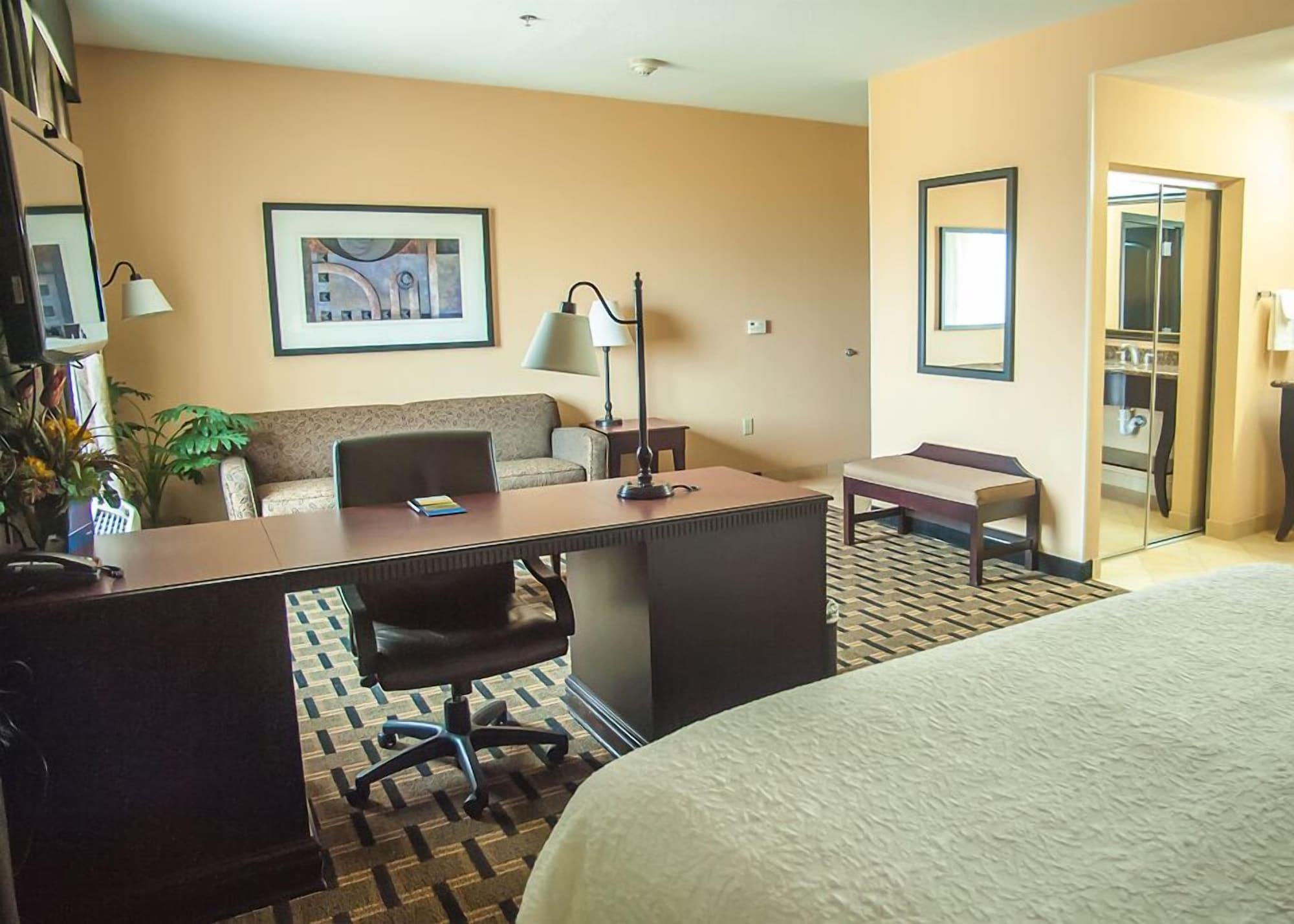 Hampton Inn & Suites Palestine Luaran gambar