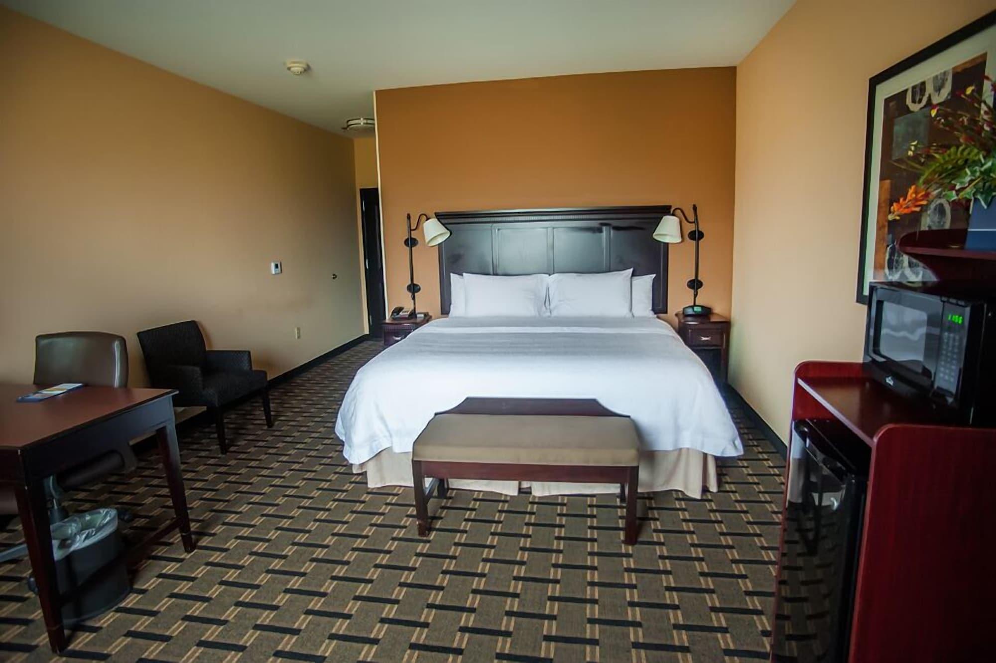 Hampton Inn & Suites Palestine Luaran gambar